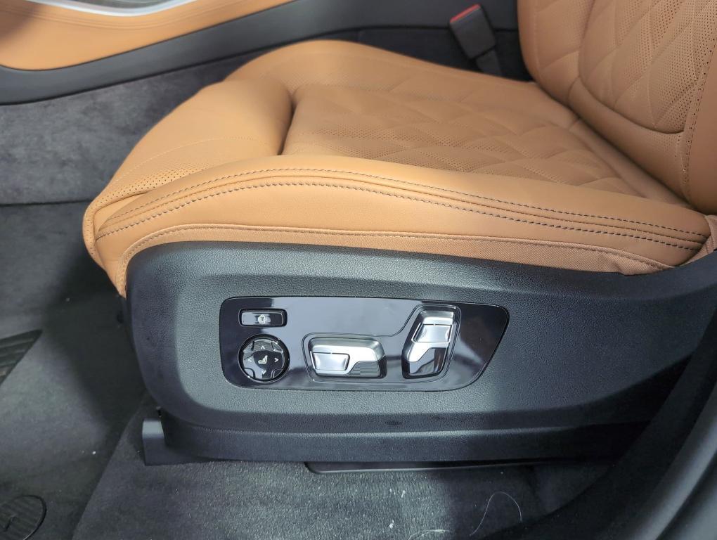 new 2026 BMW X5 PHEV car, priced at $92,350