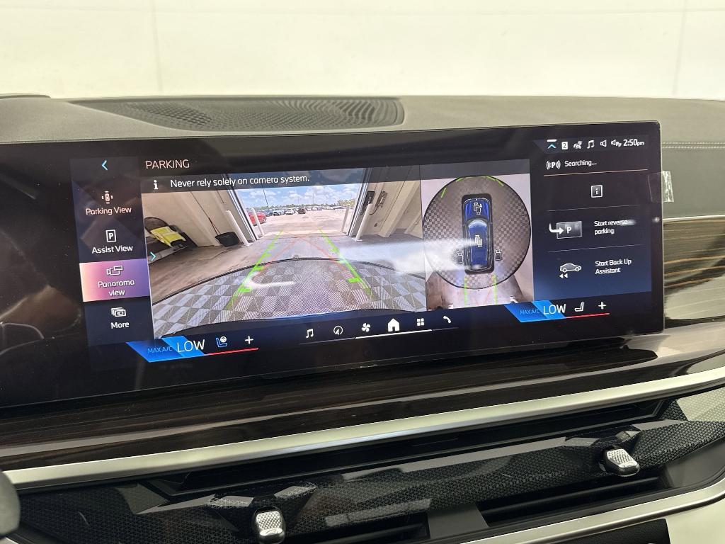 new 2026 BMW X7 car, priced at $95,780