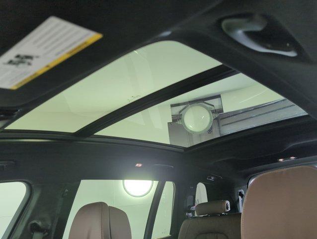 new 2026 BMW X7 car, priced at $101,925