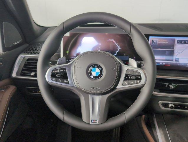 new 2026 BMW X7 car, priced at $101,925