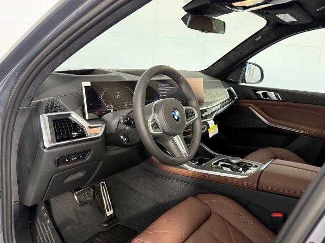 new 2026 BMW X7 car, priced at $102,130