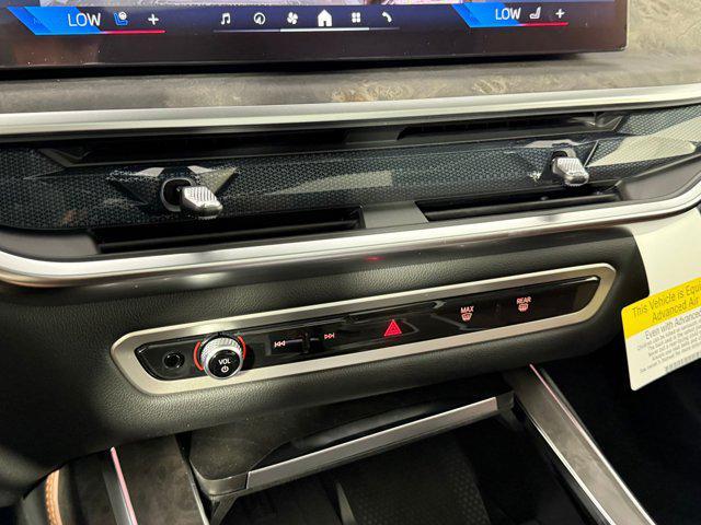 new 2026 BMW X7 car, priced at $102,130