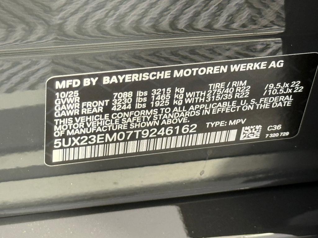 new 2026 BMW X7 car, priced at $102,130