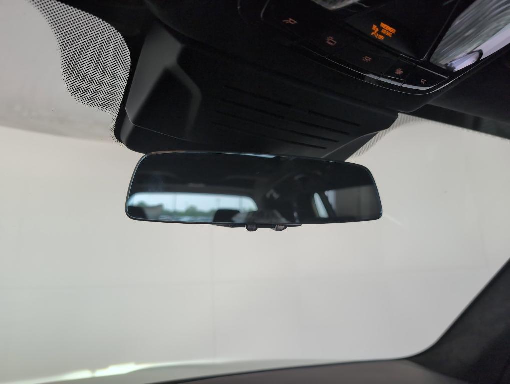 new 2026 BMW X7 car, priced at $125,990