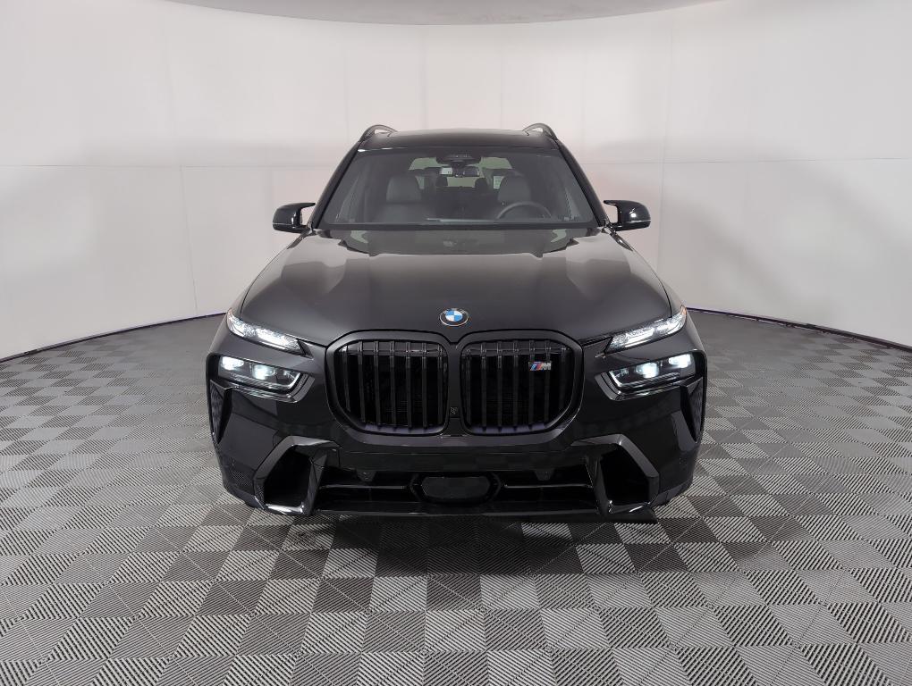new 2026 BMW X7 car, priced at $125,990