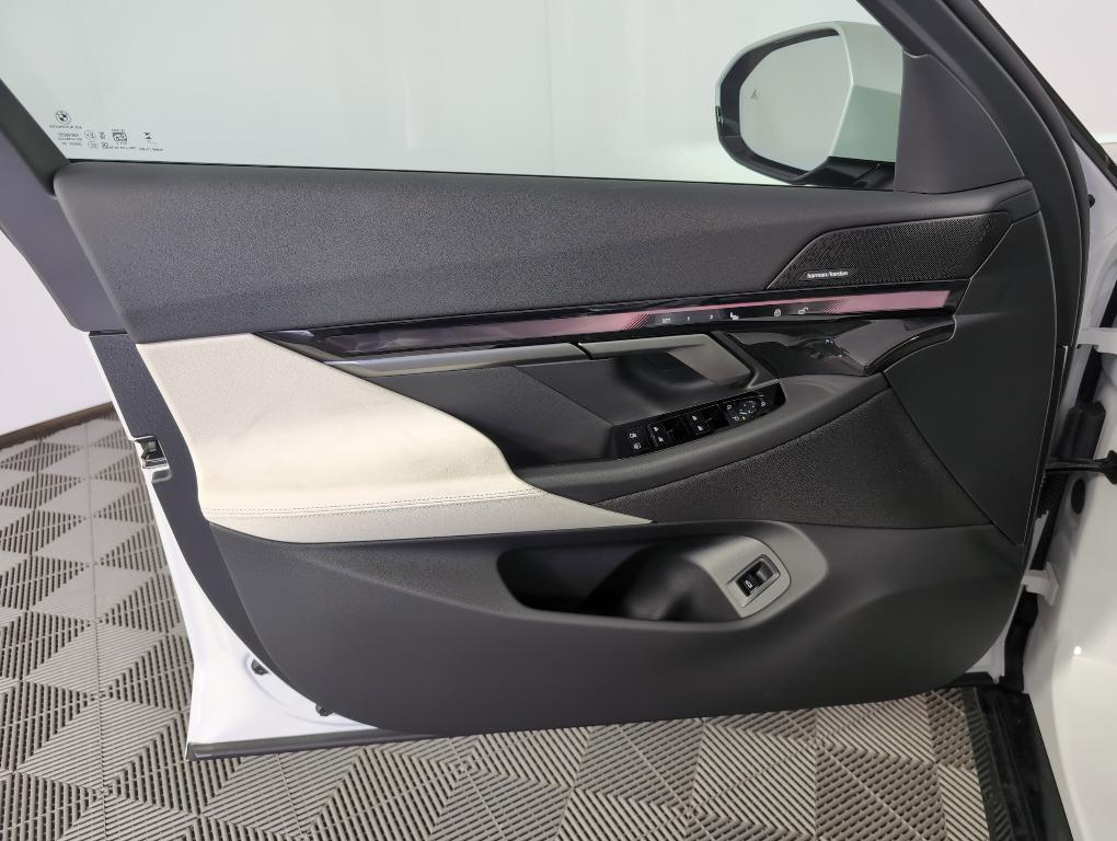 new 2026 BMW 540 car, priced at $78,565
