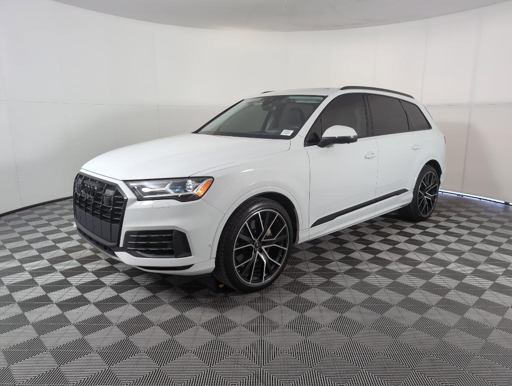 used 2023 Audi Q7 car, priced at $44,698