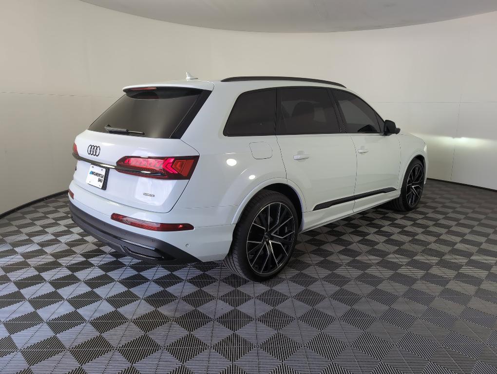 used 2023 Audi Q7 car, priced at $44,698