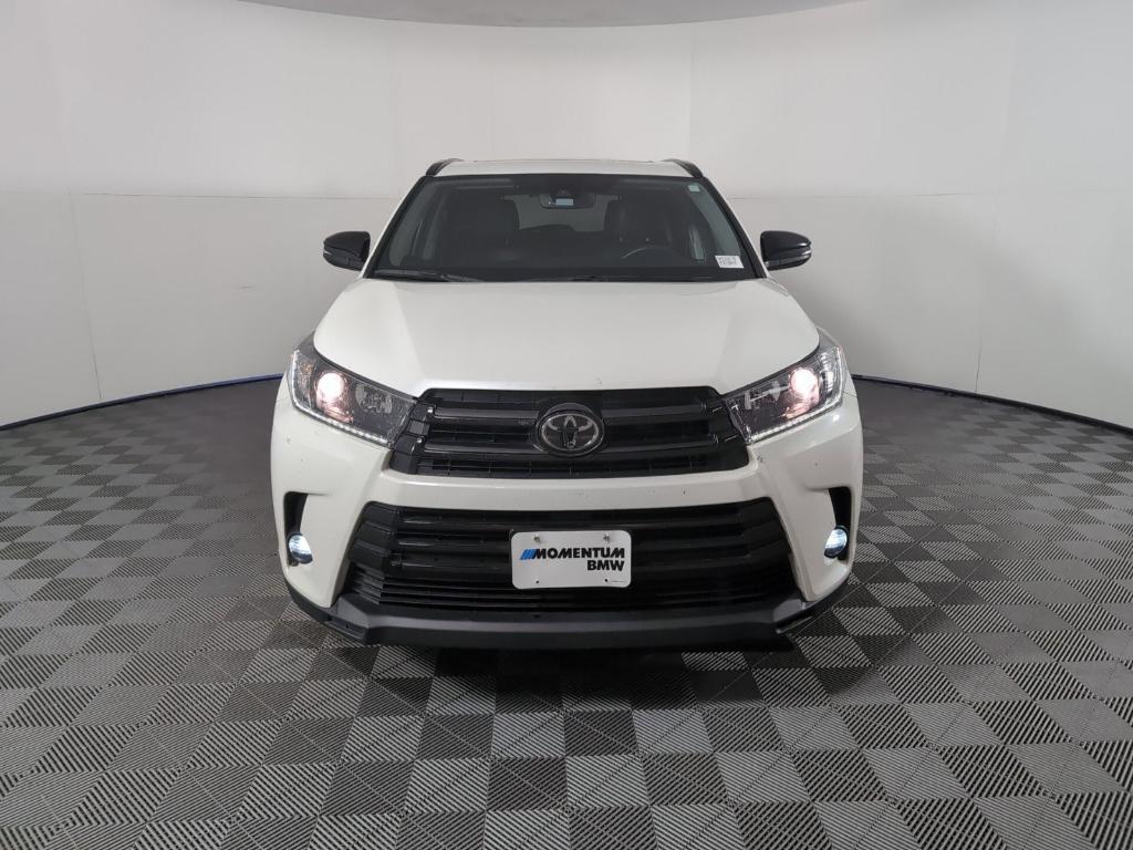 used 2019 Toyota Highlander car, priced at $22,999