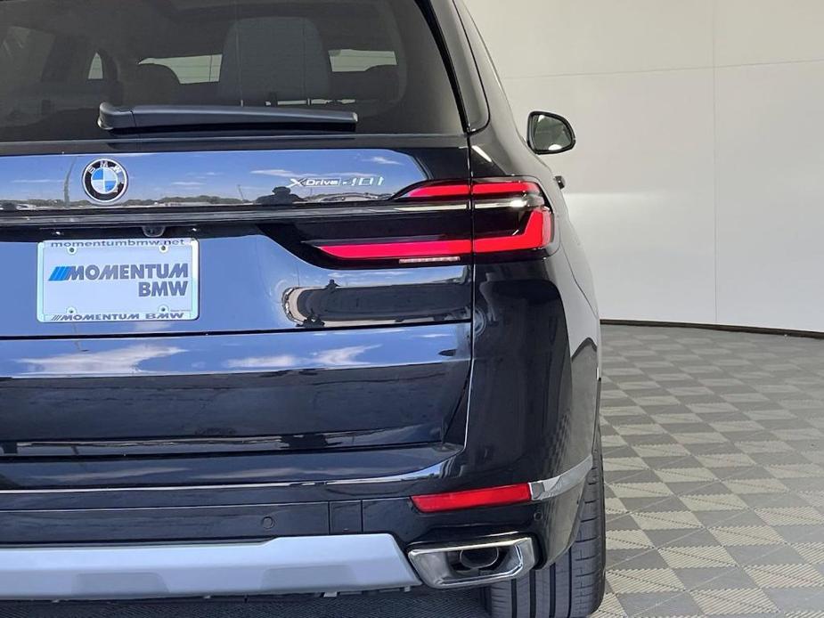 new 2025 BMW X7 car, priced at $96,035