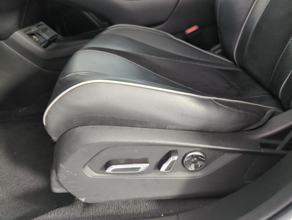 used 2021 Acura RDX car, priced at $28,499