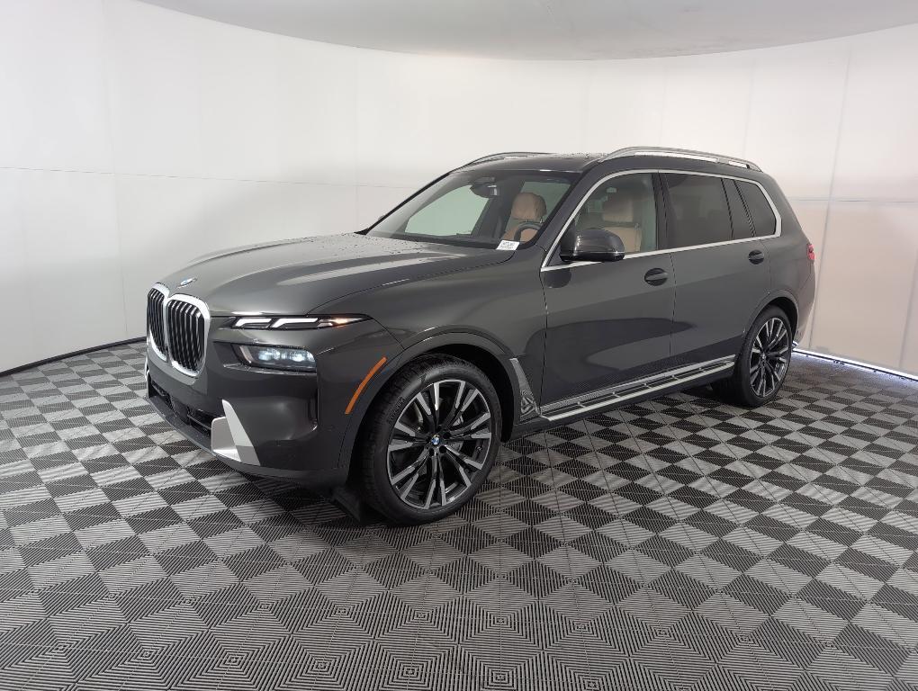 new 2026 BMW X7 car, priced at $97,550