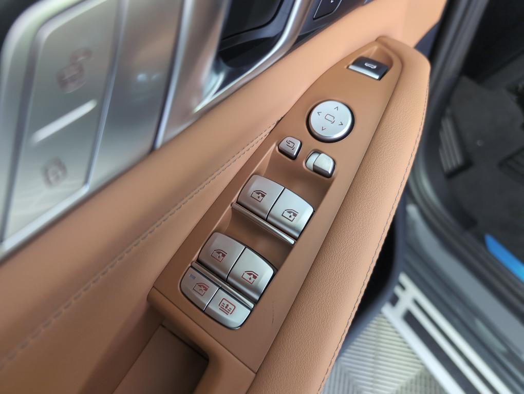 new 2026 BMW X7 car, priced at $97,550