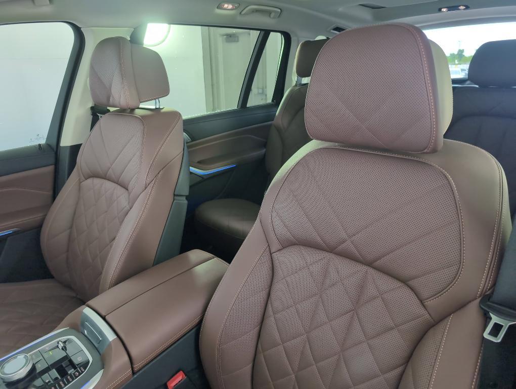 used 2023 BMW X7 car, priced at $65,999