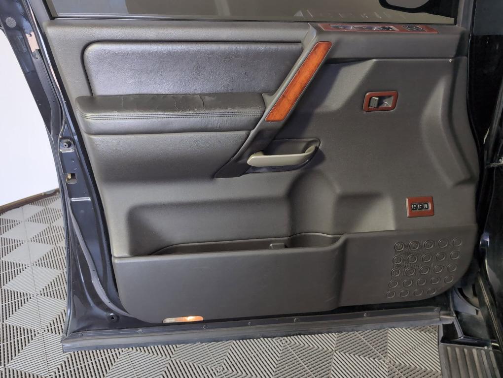 used 2004 INFINITI QX56 car, priced at $3,999