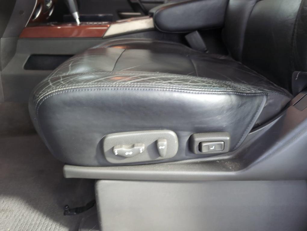 used 2004 INFINITI QX56 car, priced at $3,999