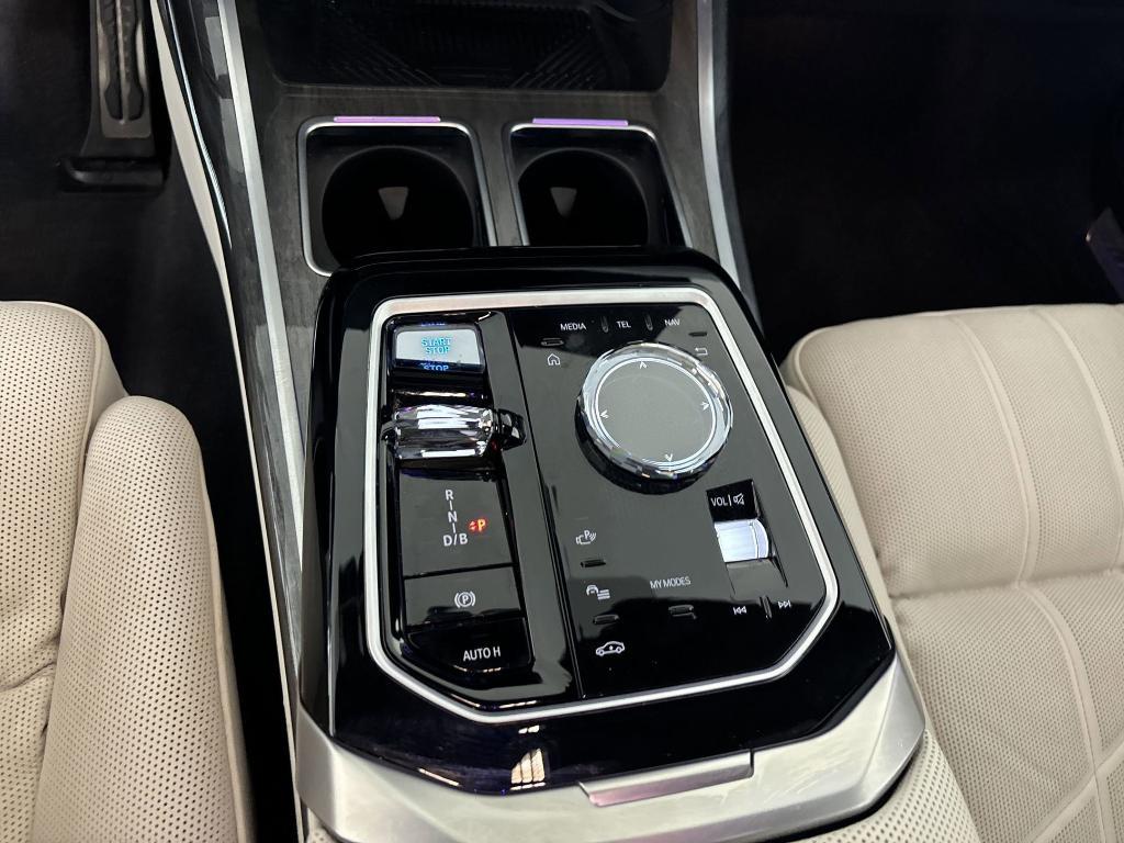 used 2024 BMW i7 car, priced at $81,996