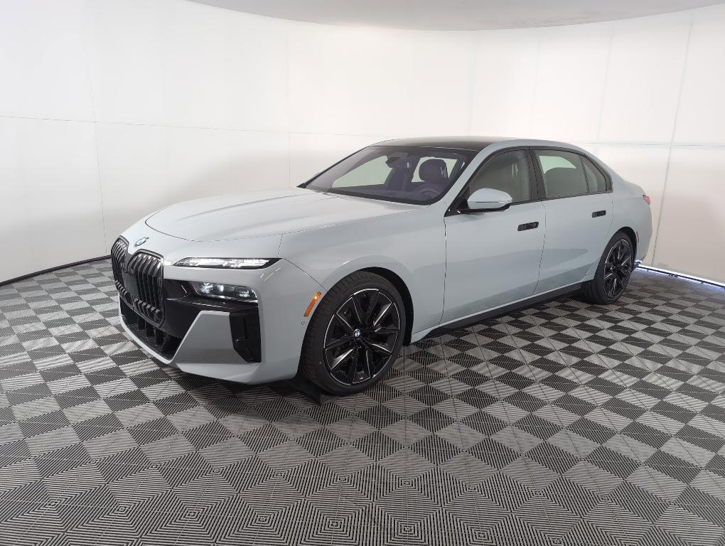 new 2025 BMW 760 car, priced at $149,875