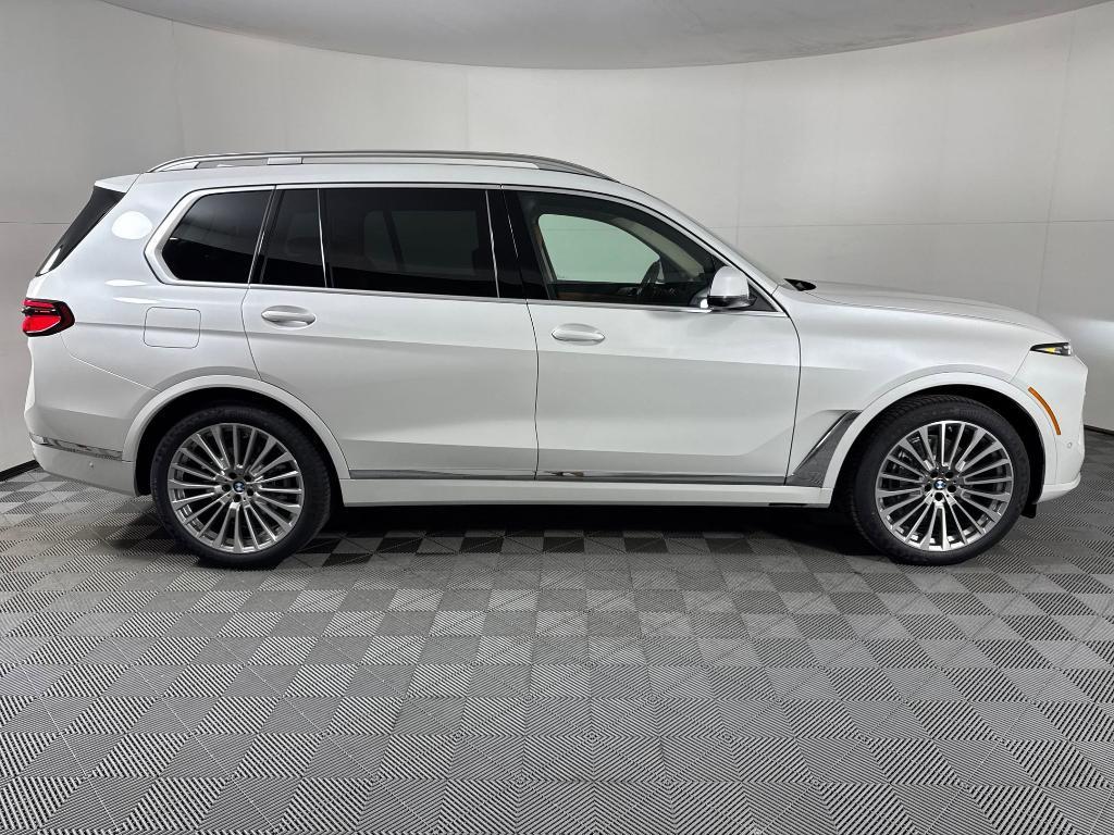 new 2026 BMW X7 car, priced at $95,530