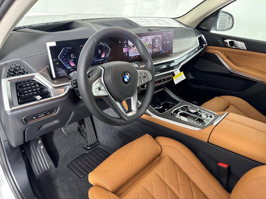 new 2026 BMW X7 car, priced at $95,530