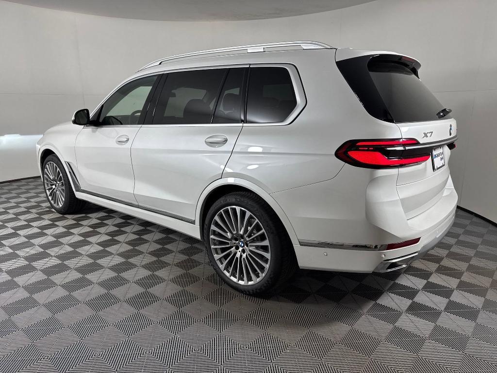new 2026 BMW X7 car, priced at $95,530