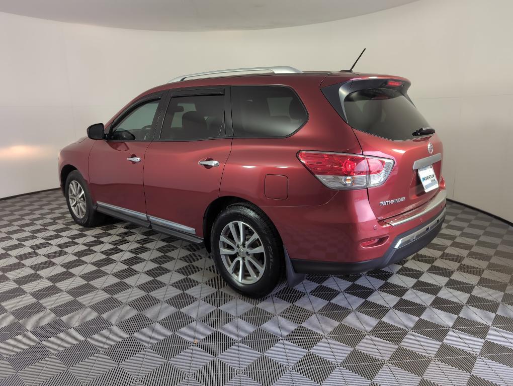 used 2016 Nissan Pathfinder car, priced at $11,499