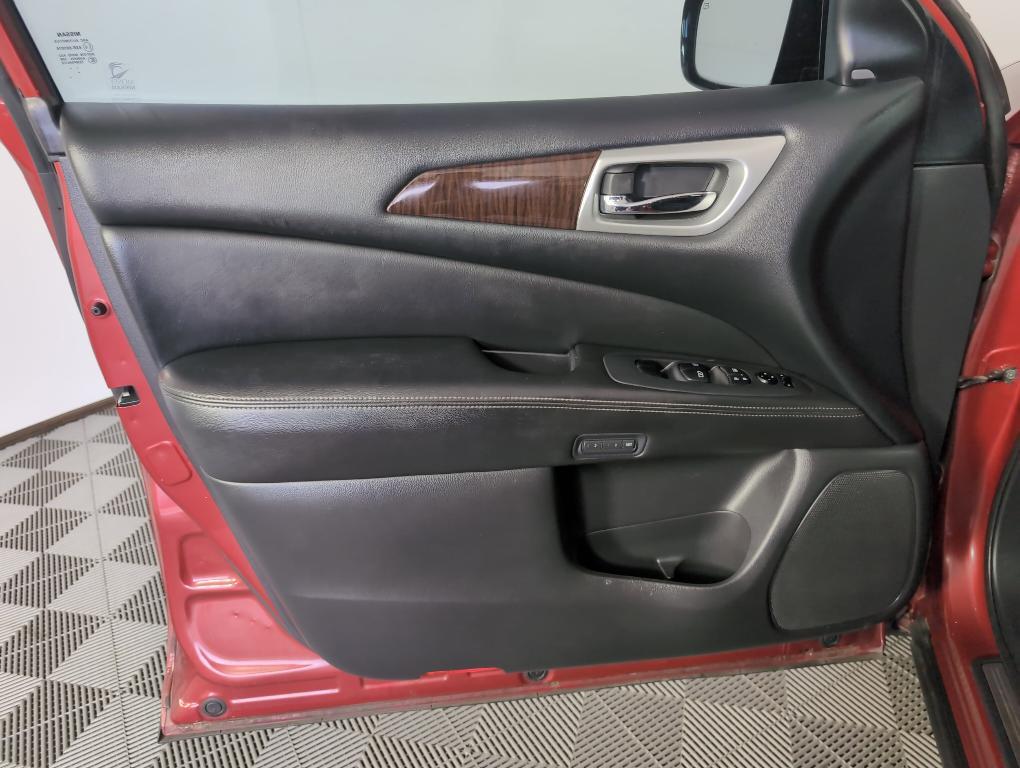 used 2016 Nissan Pathfinder car, priced at $11,499