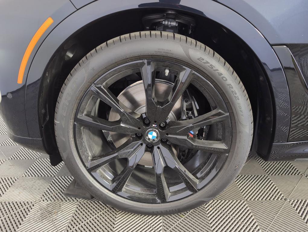 new 2026 BMW X7 car, priced at $122,425