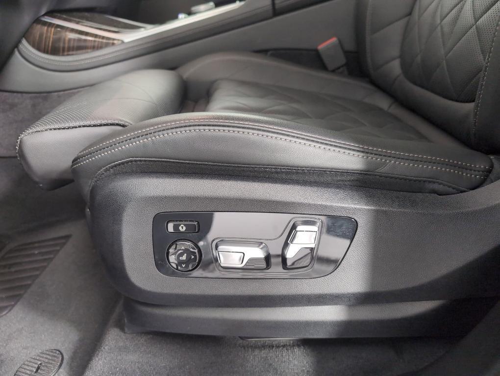 used 2024 BMW X7 car, priced at $63,996