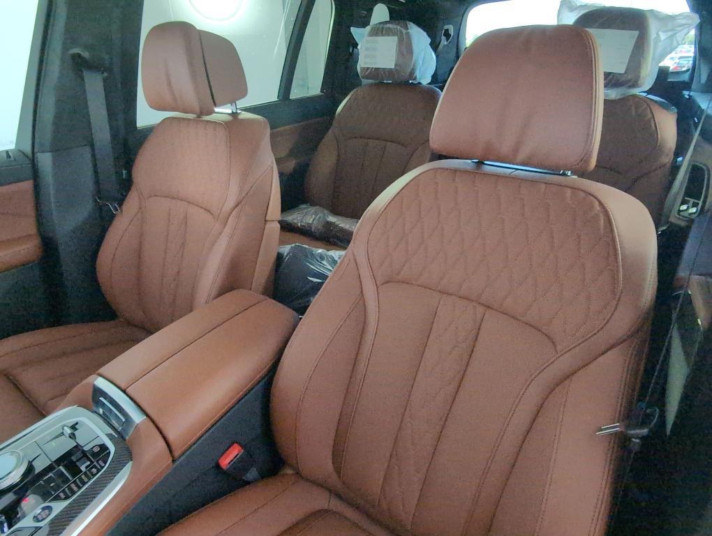 new 2026 BMW X7 car, priced at $123,550