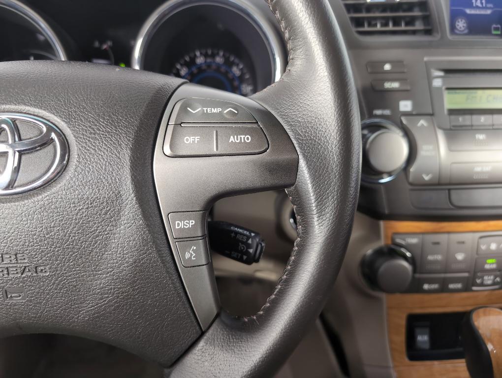 used 2008 Toyota Highlander Hybrid car, priced at $7,698