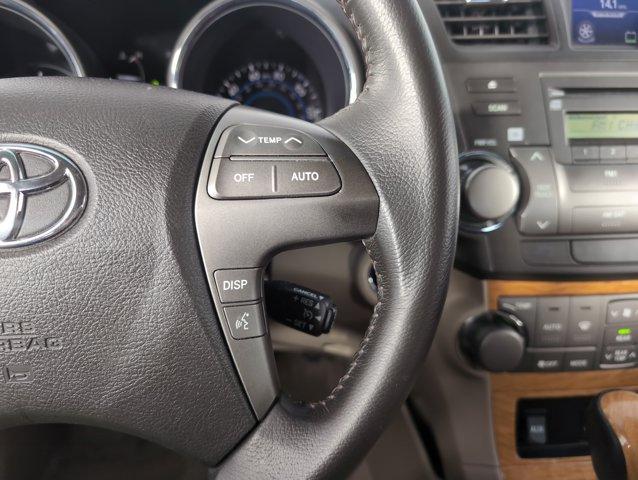 used 2008 Toyota Highlander Hybrid car, priced at $7,999