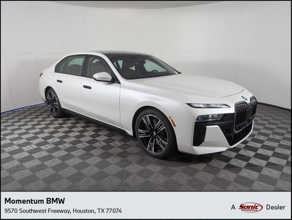 new 2025 BMW 760 car, priced at $132,125