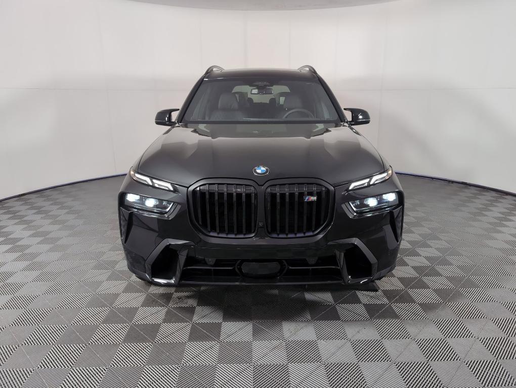 new 2026 BMW X7 car, priced at $123,430