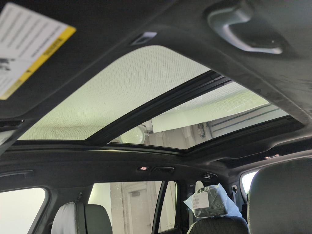 new 2026 BMW X7 car, priced at $123,430