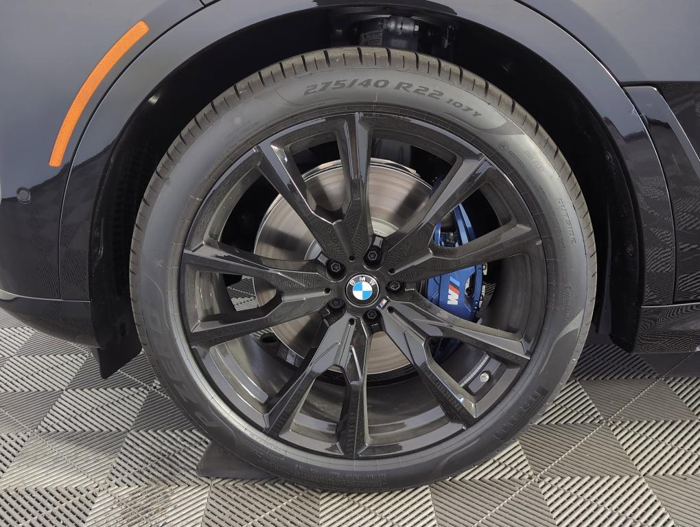 new 2026 BMW X7 car, priced at $123,430