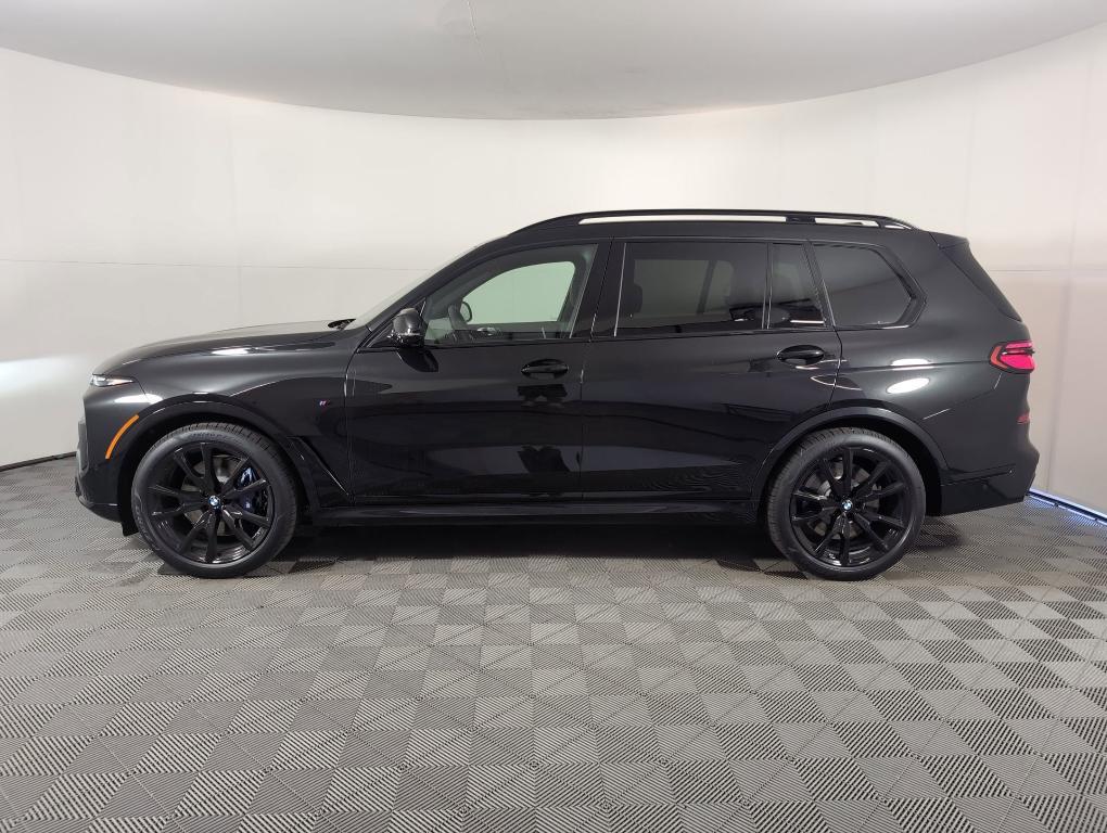 new 2026 BMW X7 car, priced at $123,430