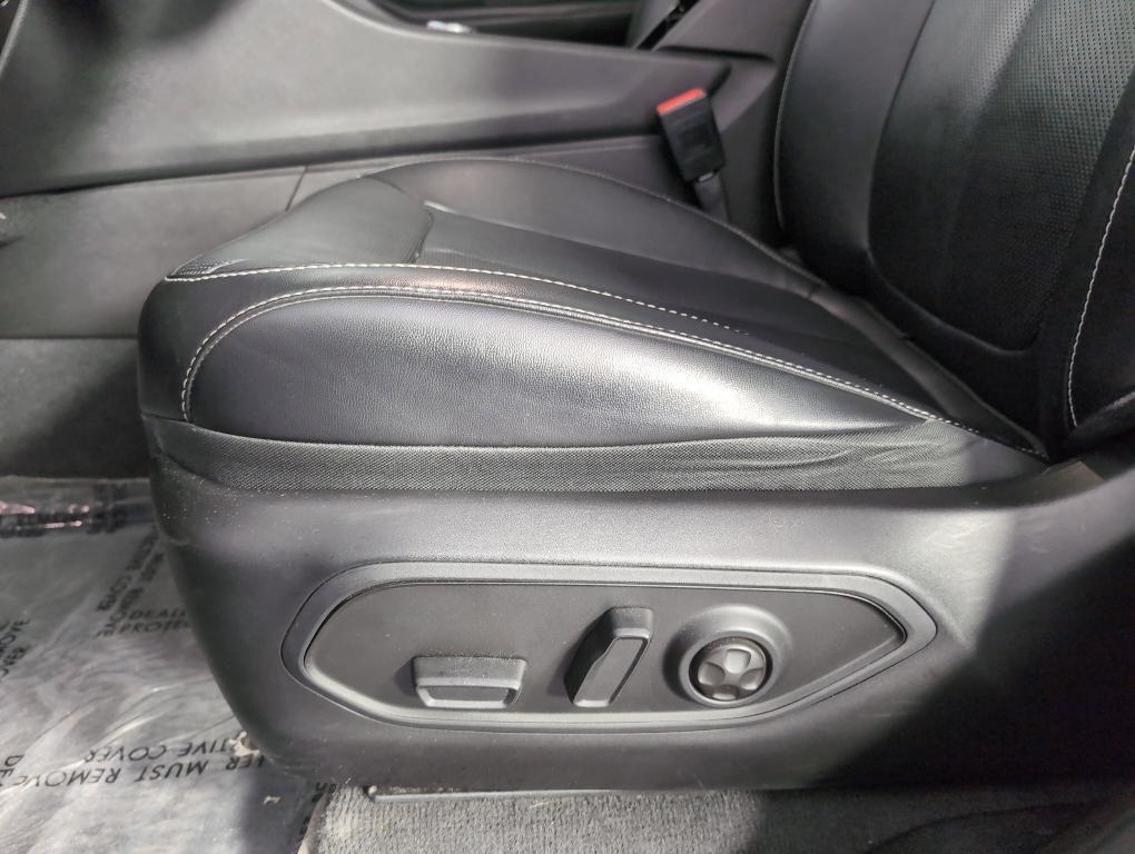 used 2022 Jeep Grand Cherokee L car, priced at $29,999