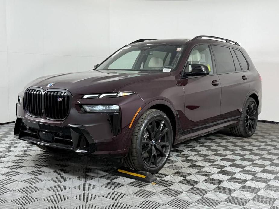 new 2025 BMW X7 car, priced at $118,955