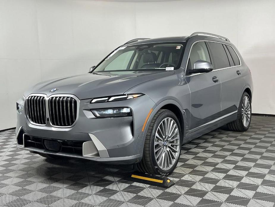 new 2025 BMW X7 car, priced at $88,225