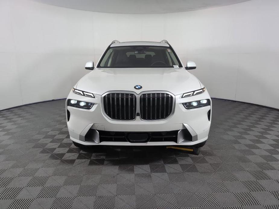 new 2025 BMW X7 car, priced at $86,995