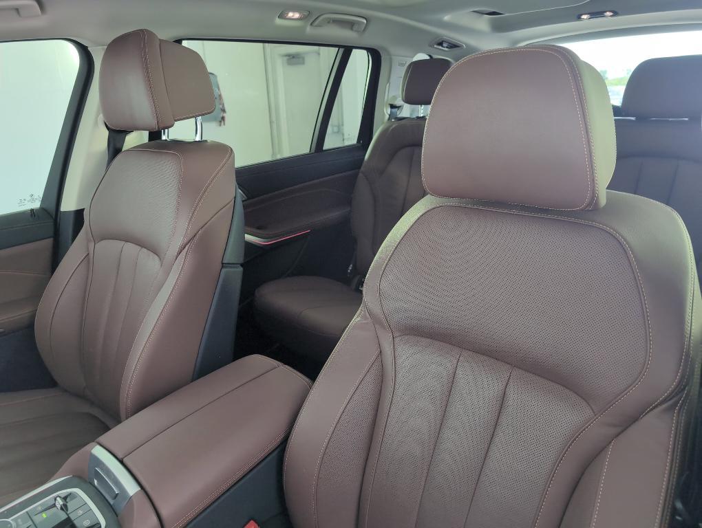 used 2022 BMW X7 car, priced at $55,498