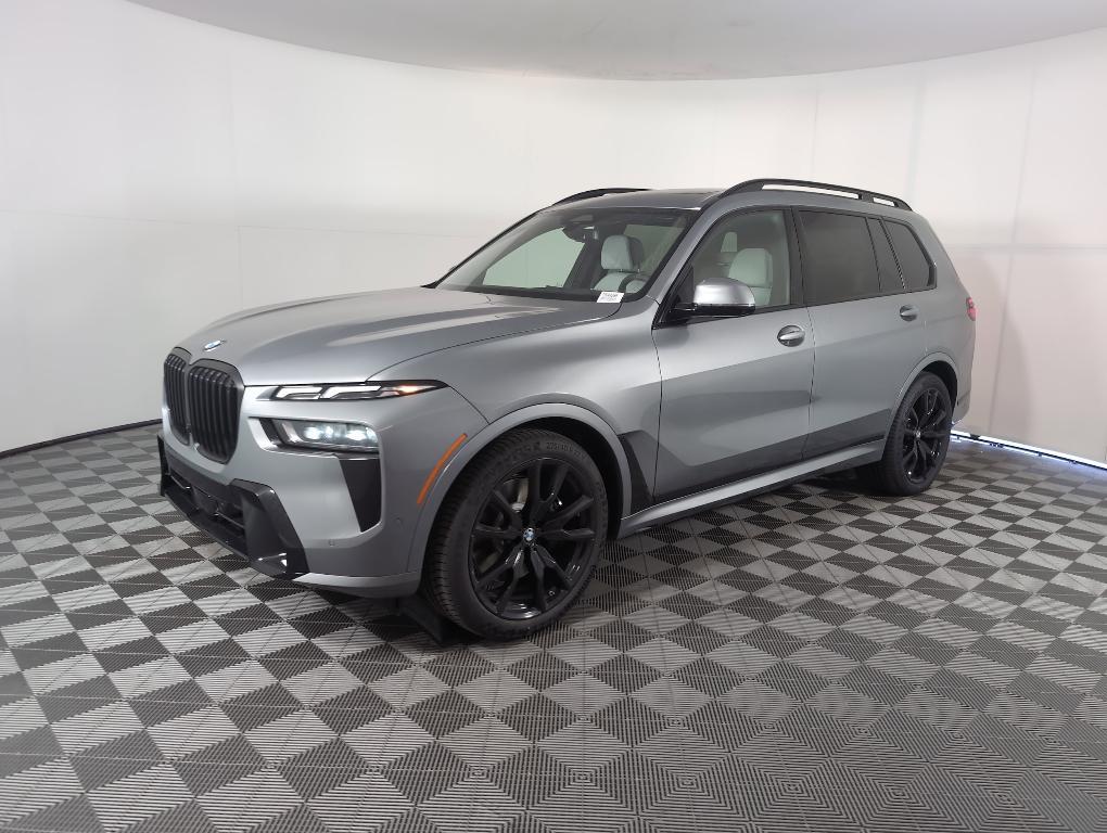 new 2026 BMW X7 car, priced at $95,580
