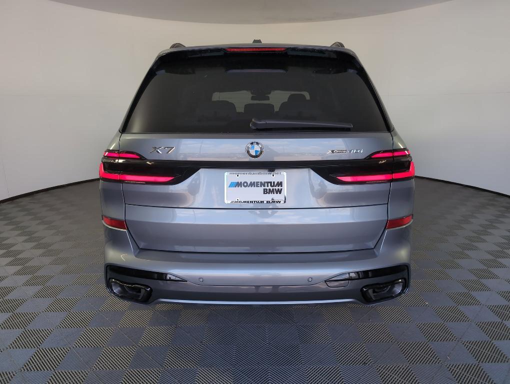 new 2026 BMW X7 car, priced at $95,580