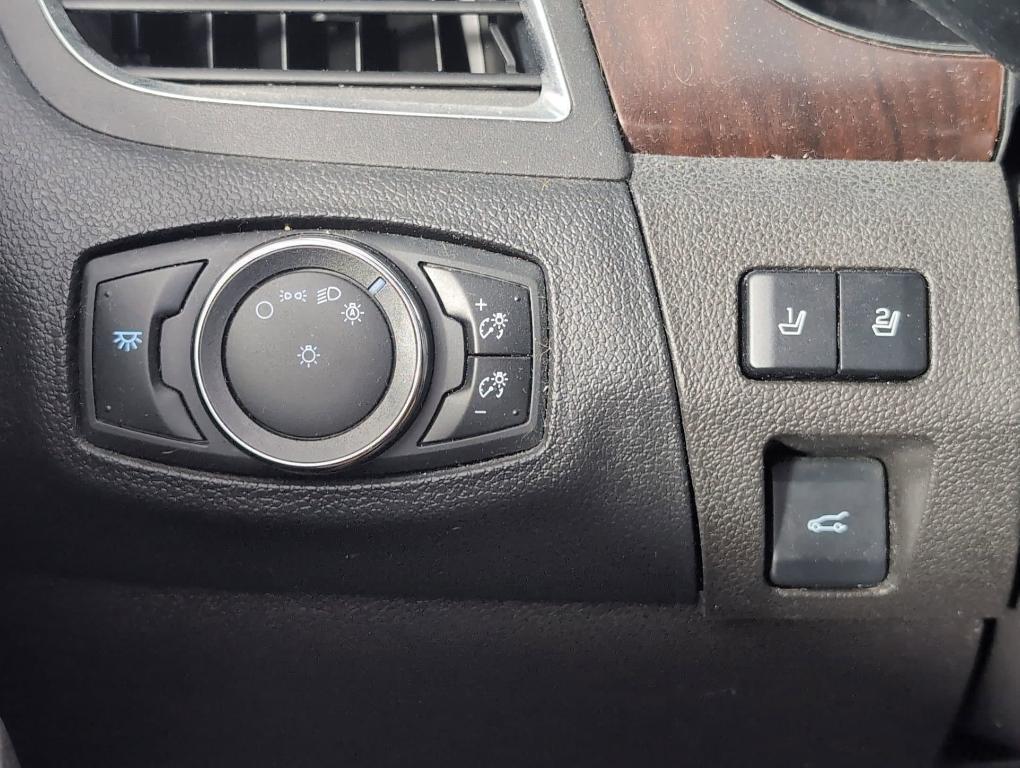 used 2014 Ford Edge car, priced at $8,999
