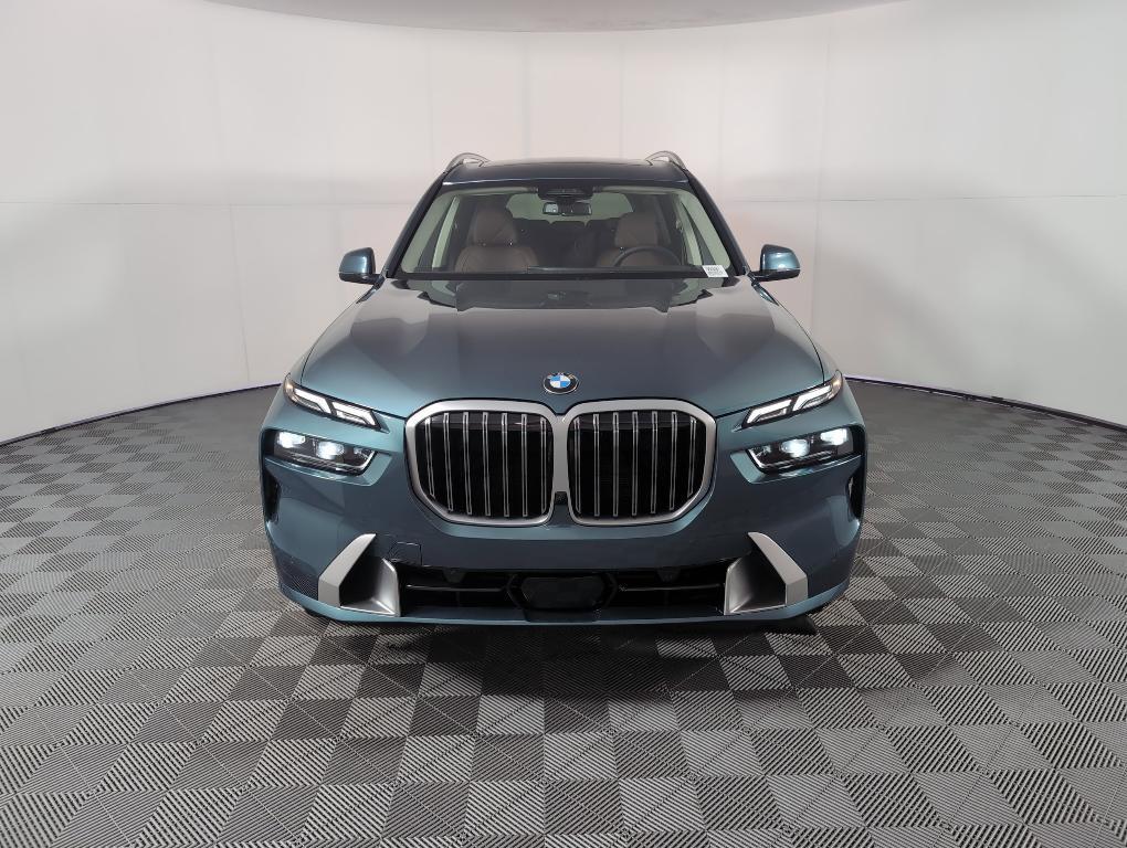 new 2026 BMW X7 car, priced at $93,830