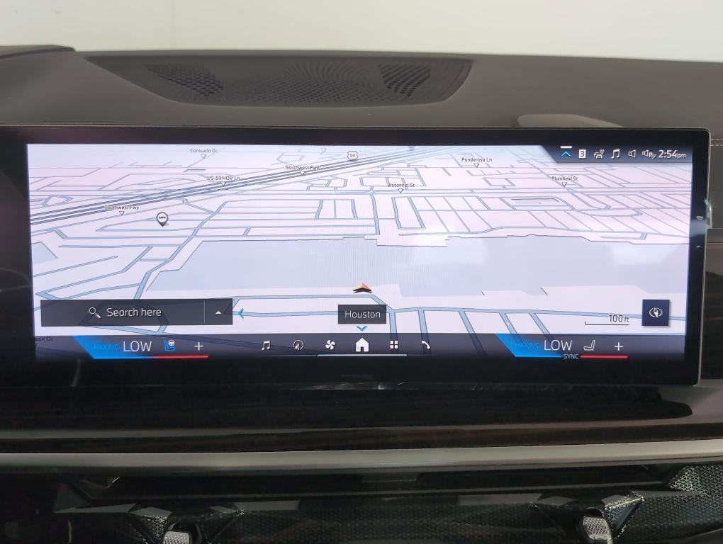 new 2026 BMW X7 car, priced at $93,830