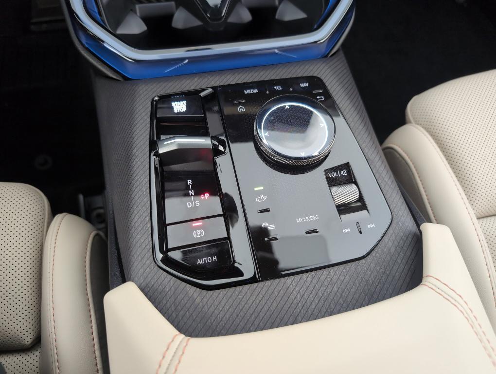 new 2025 BMW X3 car, priced at $57,575