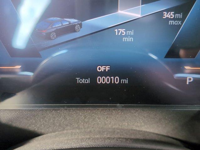 new 2025 BMW i7 car, priced at $129,025