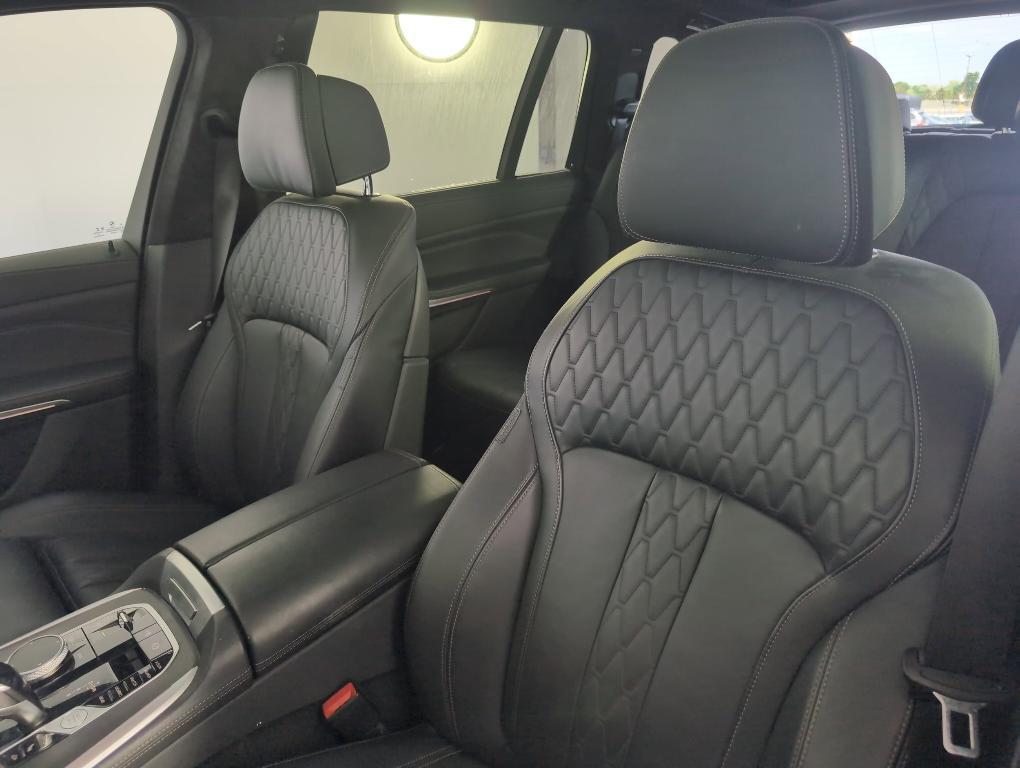 used 2022 BMW X7 car, priced at $59,998